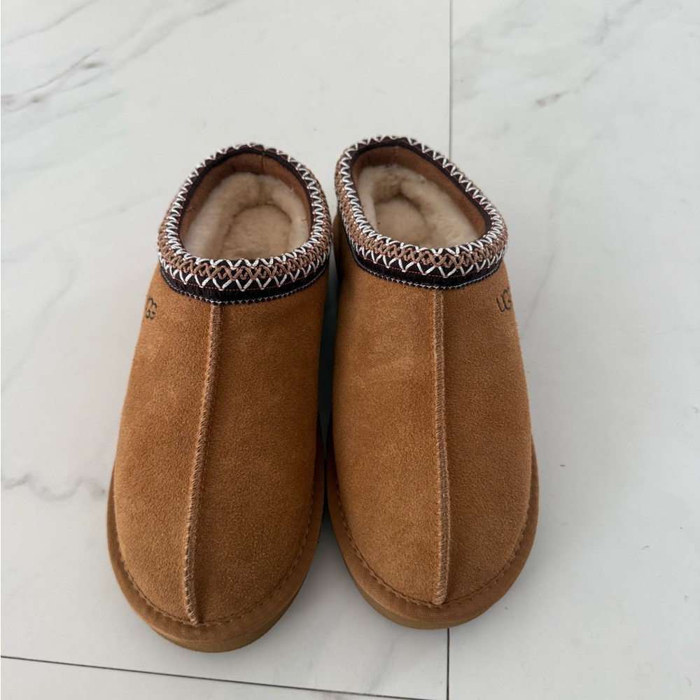 UGG Tasman Women’s Shoes Size 7 - Picture 2 of 5